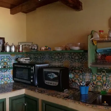 Casa vacanze The Yellow House